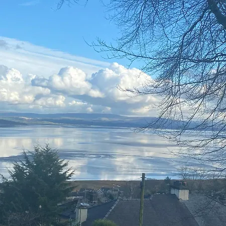 Sandyviews 아파트 *