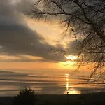Sandyviews * Grange-over-Sands